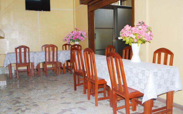 Diaspora Benin Hotel C-E