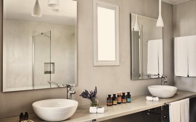 Yria Boutique Hotel & Spa