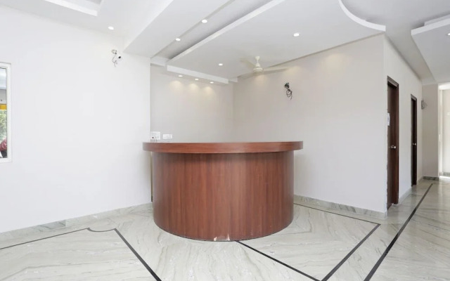 Golden Leaf By OYO Rooms