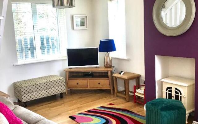 Red Deer Cosy Apartment in Letterfrack Connemara