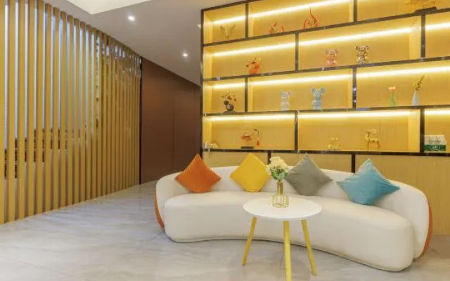 Haikou Xichen Zhixiang Hotel (Haikou Meilan International Airport)
