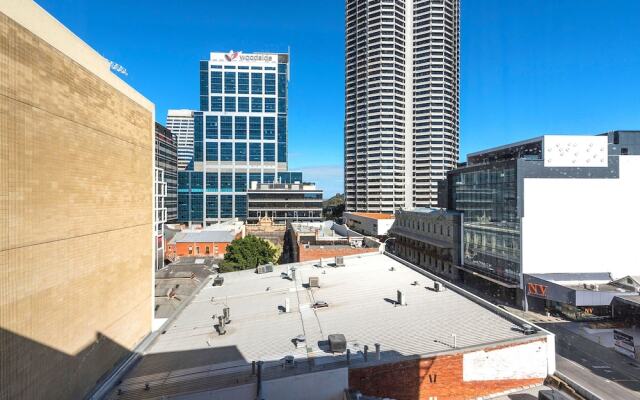 Perth West End Apartment 406