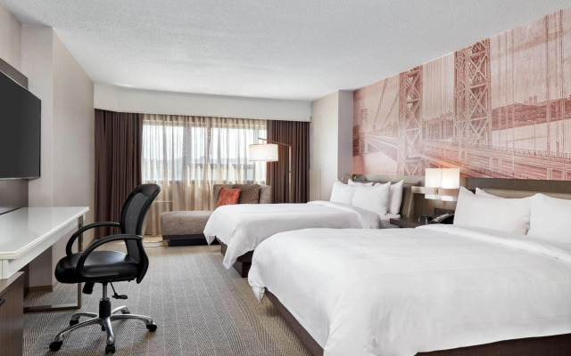 Teaneck Marriott at Glenpointe