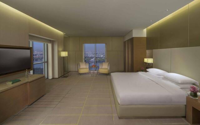 Hyatt Regency Dubai Creek Heights