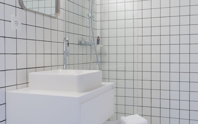 Les Toquées by Benoit Bernard