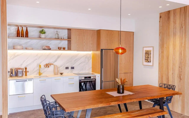 Rata Boutique Apartments