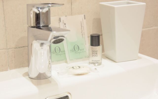 Rometobe Rooms & Hospitality