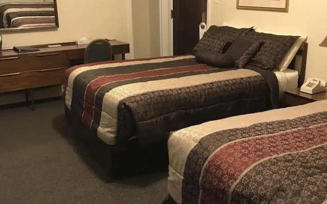 The Mountaineer Hotel