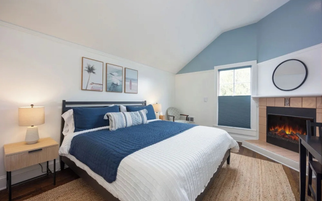 BytheSea Inn