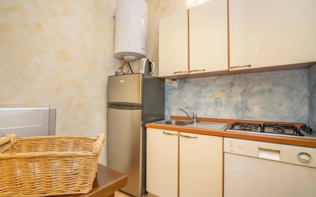 Apartments and Rooms Villa Rossella 2