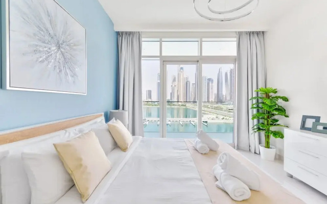 Sunrise Bay - Ultra Luxury Emaar Beachfront - Private Beach and Pool