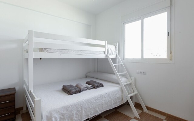Cosy Holiday Home in Carboneras near Andaluz Park and Beach