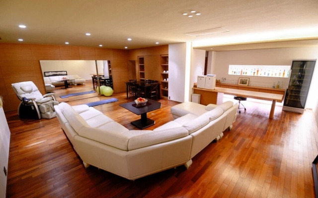 Azabu Modern House