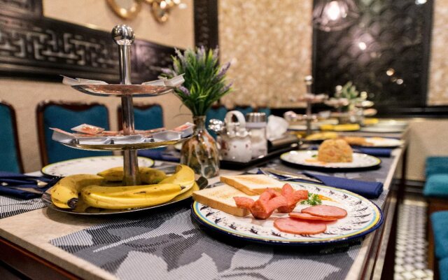 Prince II Hotel