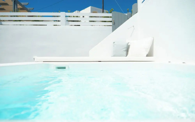 Anthemis Suites