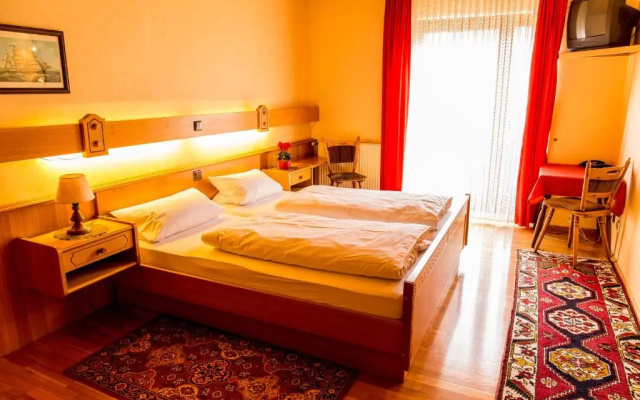 Waldhotel