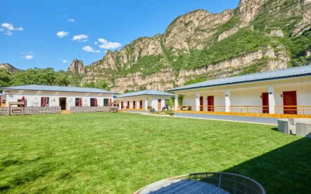 Qushuiliuxuan Dashe (Beijing Shidu Scenic Area Branch)