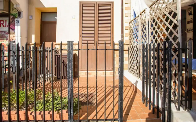 Homely Apartment in Palermo With Patio