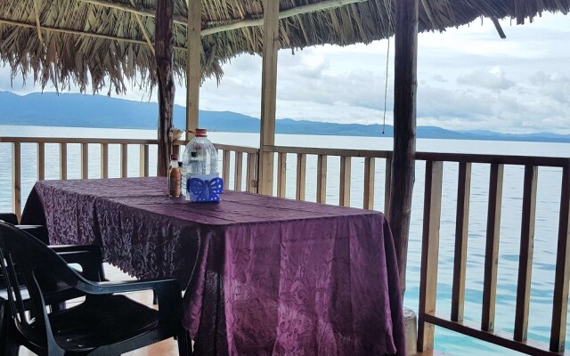 San Blas Private Over-the-Water Cabin