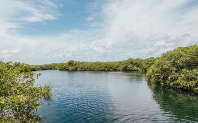 Yaxchen Tulum Cabañas & Cenote