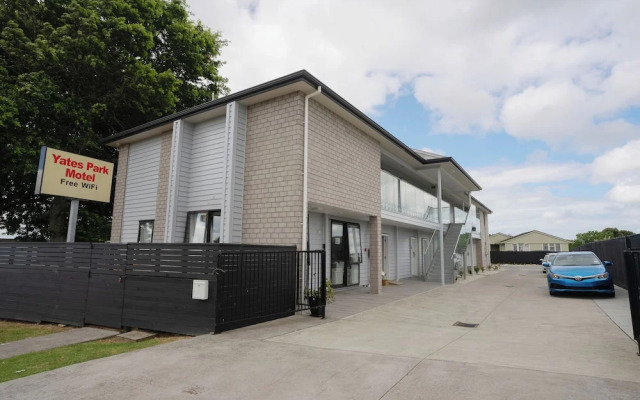 Yates Park Motel