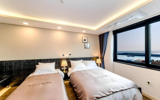 Seawater Spa Hotel Coza