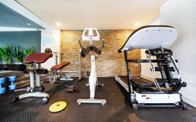 DOMA by HSuites Hotel & Apartment