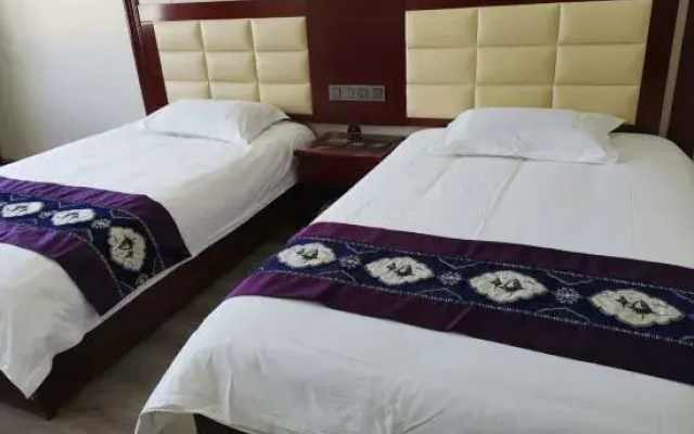 Aksai Yulian Hotel
