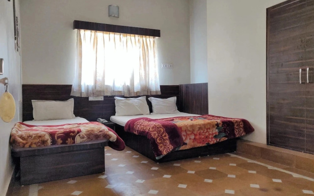 Amit Palace