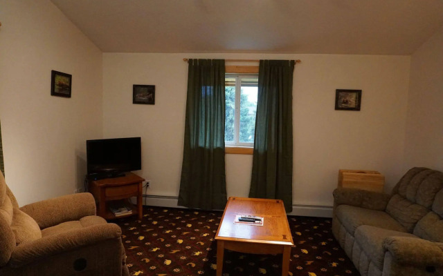 Salmon Catcher Lodge