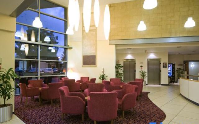 Ramada London North