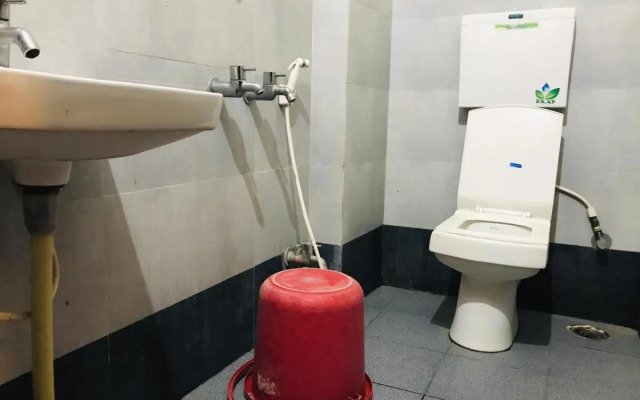 STAYMAKER Bright Palace Residency