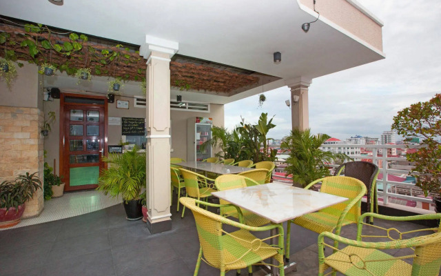 Hang Neak Hotel