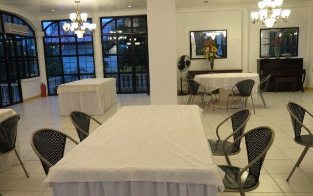 Taal Imperial Hotel and Resort