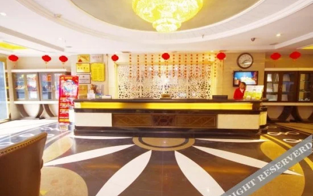 Waitan Holiday Hotel