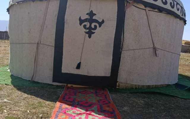 Qumush Yurt (Кумуш Юрт)