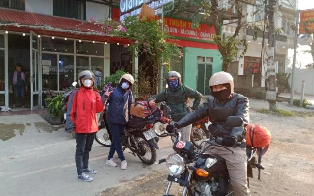 Giang Son Hostel