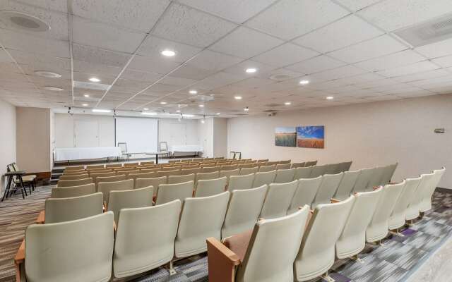 Best Western Plus Steeplegate Inn