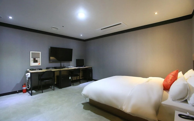 Suwon Yeongtong SG Hotel