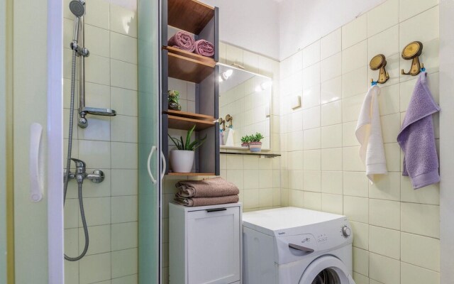 Nice Apartment in Pula With Wifi and 2 Bedrooms