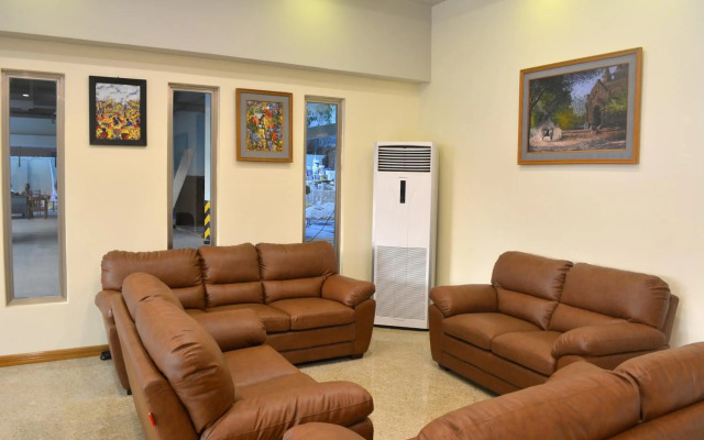 Silver Green Hotel Yangon