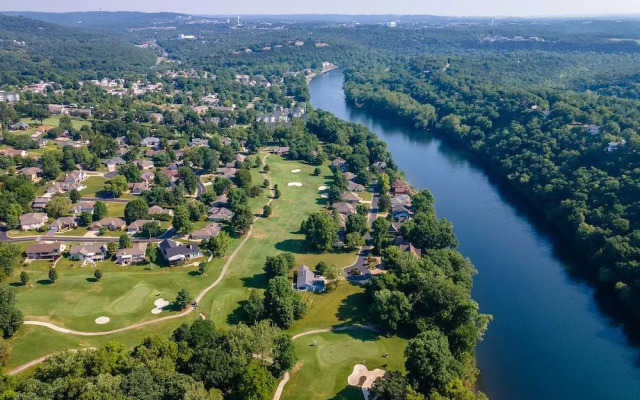 Troon Golf Bungalow - Branson - Golf Course View & On-site Amenities