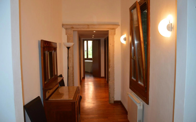 Dorso Duro Apartment