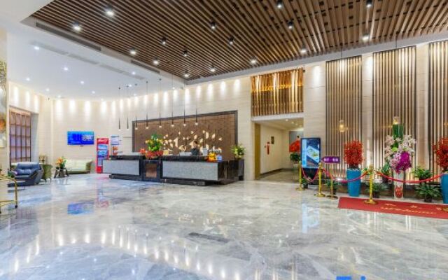 Poerson International Hotel