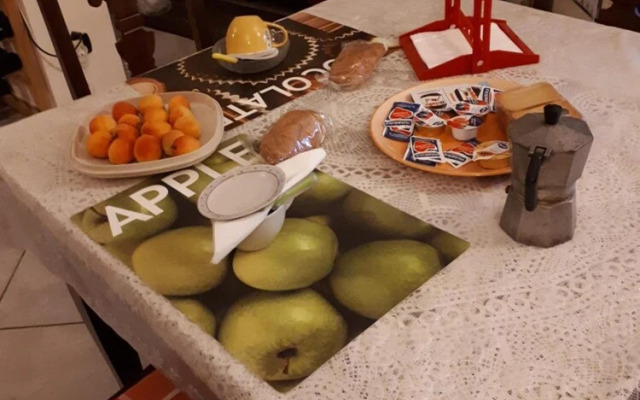 Tra Gli Ulivi