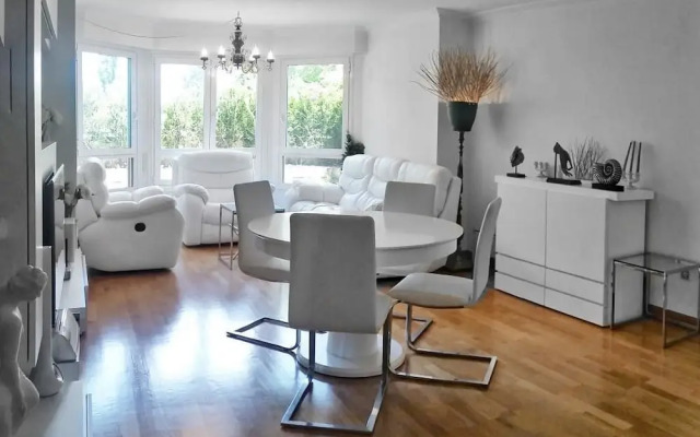 Zubimusu By People Rentals