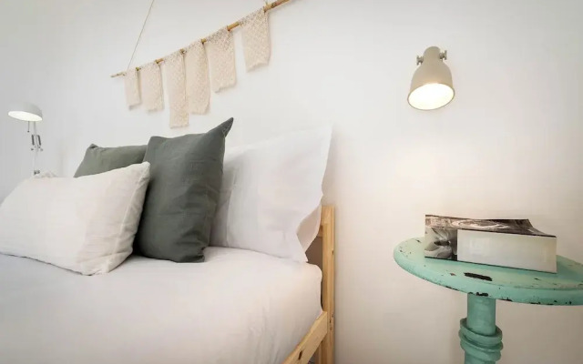Aguda1 · Aguda's Family House 4bd, Parking, BBQ
