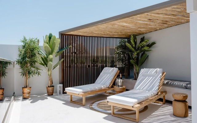 Palm Beach Hotel Apartments