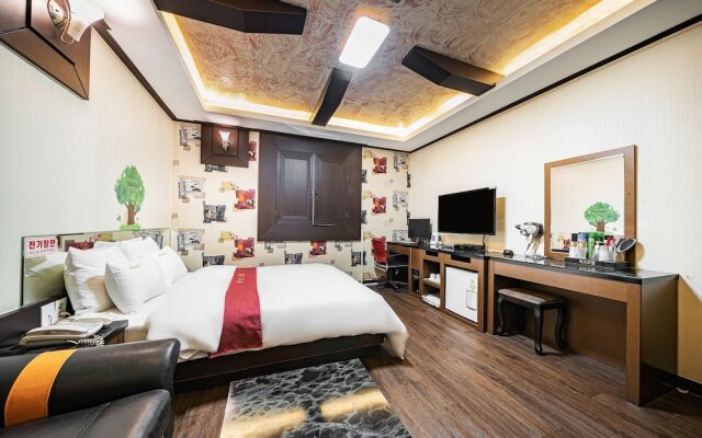 Suwon (Yeonghwadong) Herb Motel