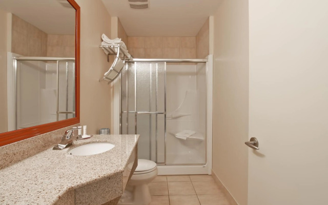 Travelodge by Wyndham Trenton